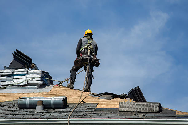 Professional Gutter Installation technician working in Highland, UT